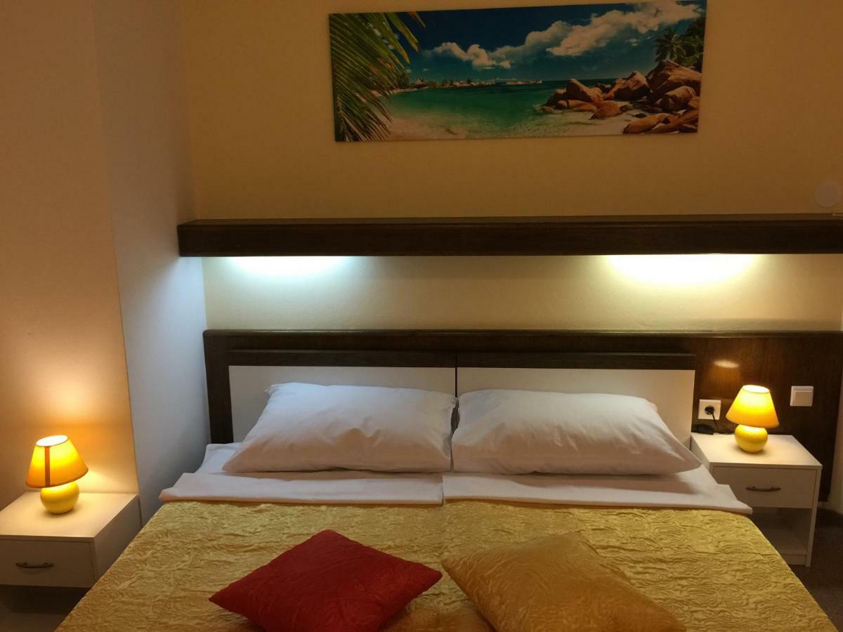 Hotel Ruza Novi Vinodolski Ngoại thất bức ảnh